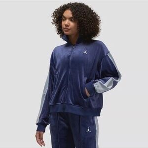 Jordan flight velour full zip Women’s jacket in navy and gray, size small